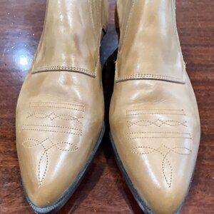 Oak Tree Farms Leather Ankle Boot, Excellent Condition! Size 6.5